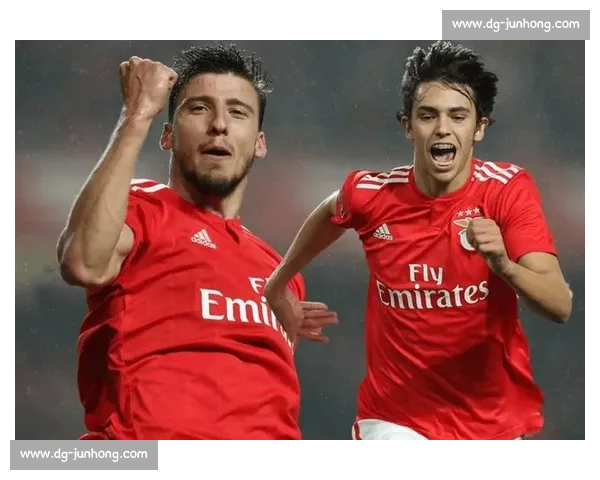 本菲卡主帅盛赞切尔西实力：红牌阴影下 10 人苦战顶级强队