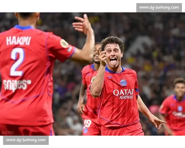 内维斯：与 C 罗梅西过招是荣耀，但巴黎的胜利才是终极目标